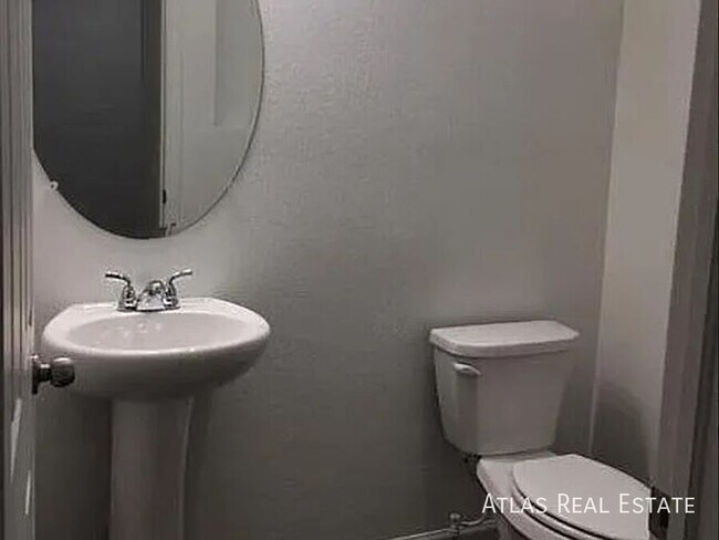 Building Photo - 18252 E 52nd Ave