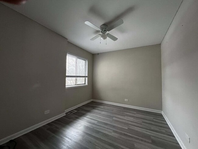 Building Photo - 7333 Winthrop Way