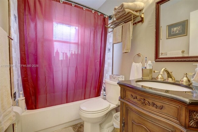 Building Photo - 5240 NE 6th Ave