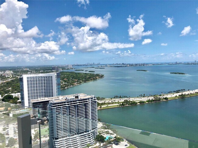 Building Photo - 501 NE 31st St