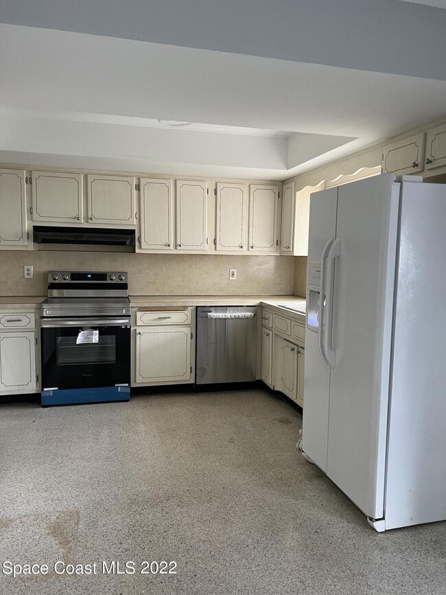 Building Photo - 2643 Cherrywood Ln