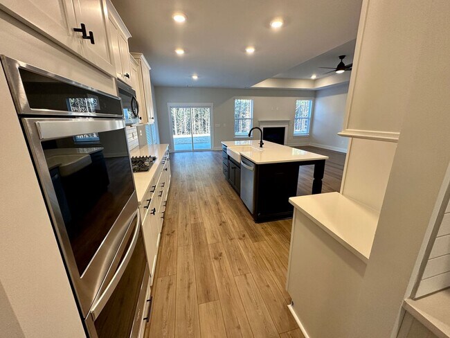 Building Photo - 125 Grange Vly Ln