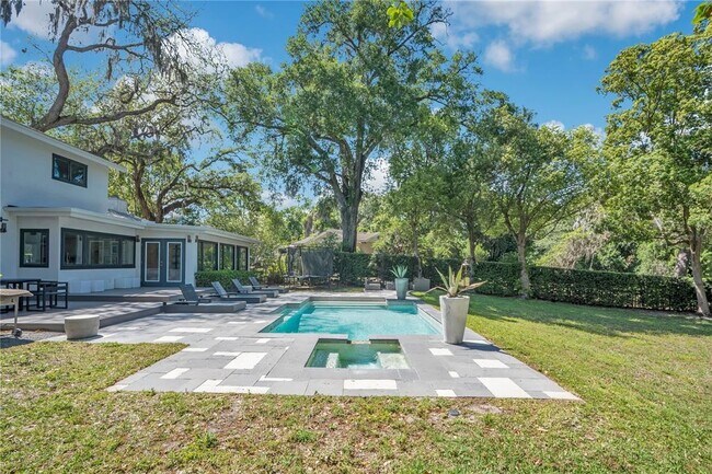 Building Photo - 1041 Tuscany Pl