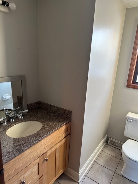 Building Photo - 4713 Clinton St