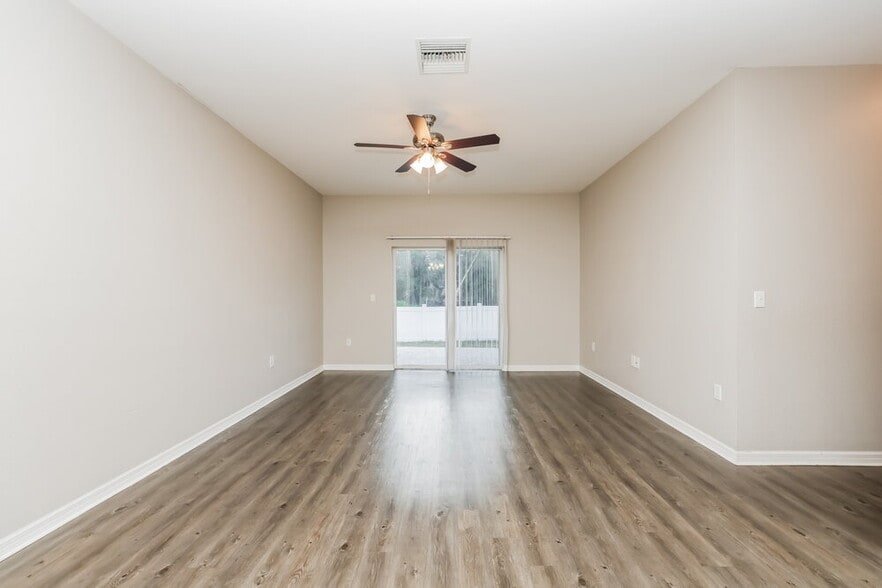 Building Photo - 11740 Colony Lakes Blvd