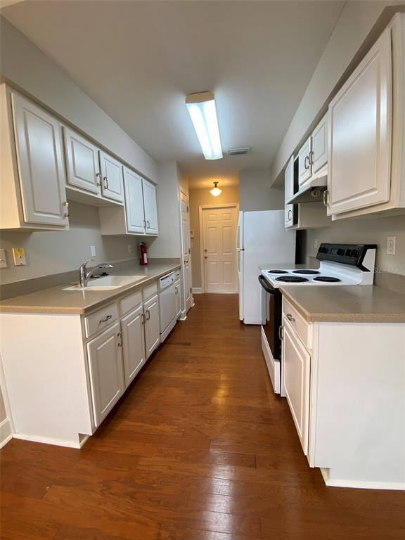 Building Photo - 3445 NW 25th Terrace