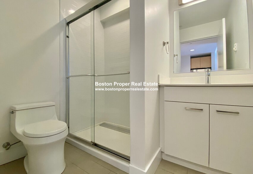 Building Photo - 1088 Boylston St