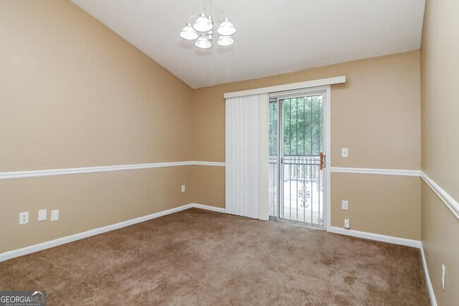 Building Photo - 1198 Oak Knoll Ct