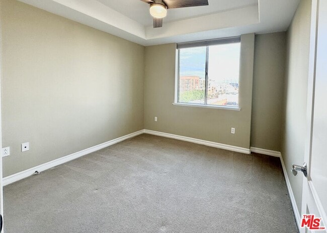 Building Photo - 629 Traction Ave