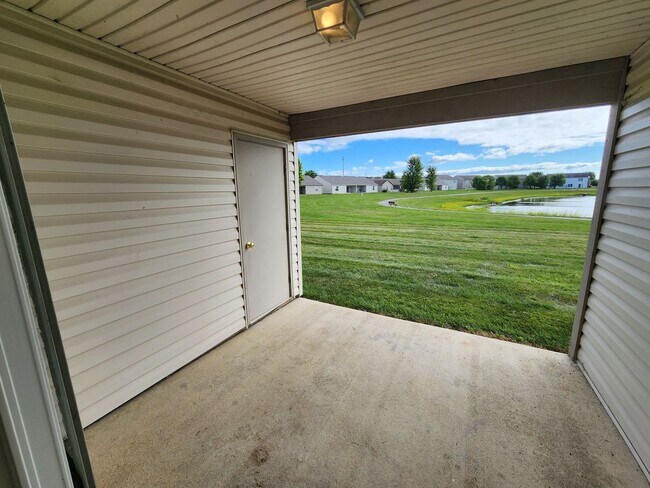 Building Photo - 2399 Hopkins Dr