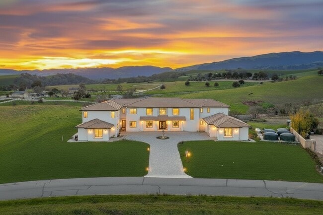 Building Photo - 7778 Laguna Heights Ct