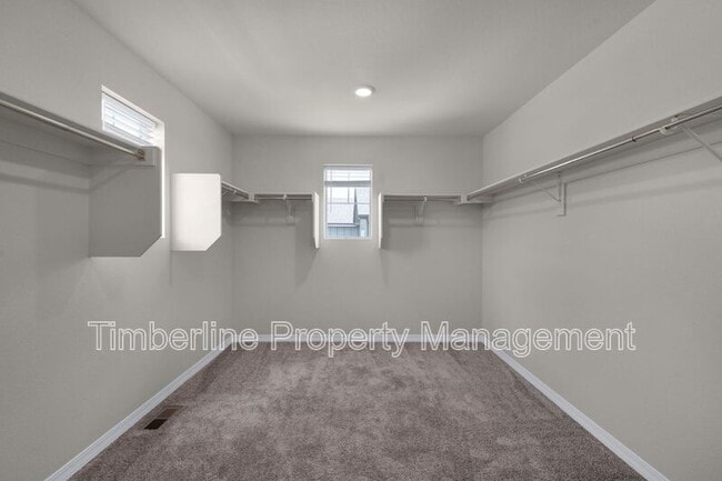 Building Photo - 9951 Ledgestone Terrace