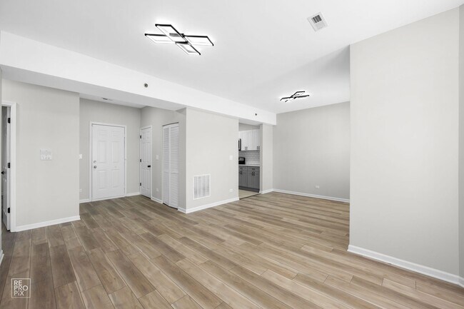 Building Photo - 111-113 W Garfield St