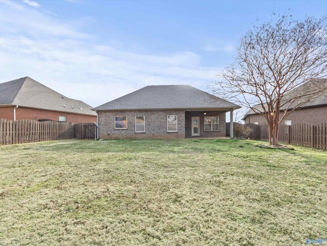 Building Photo - 14433 Royal St George