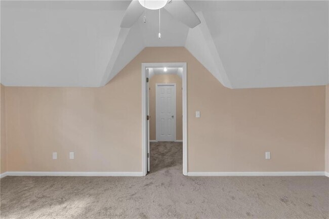 Building Photo - 915 Chipley Ct NE