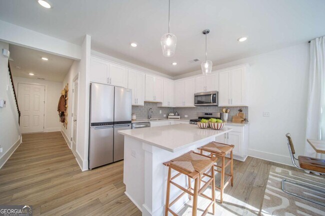 Building Photo - 1507 Albert Ln NW