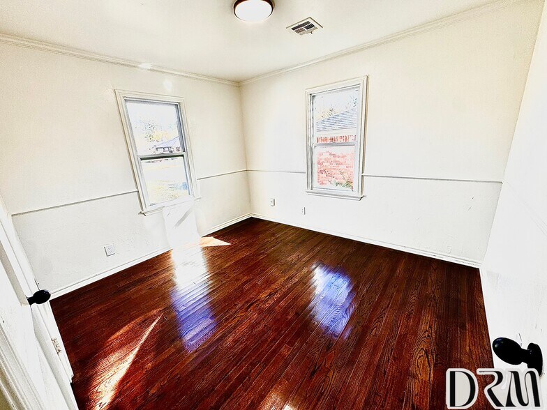 Building Photo - 2710 NW 57th St