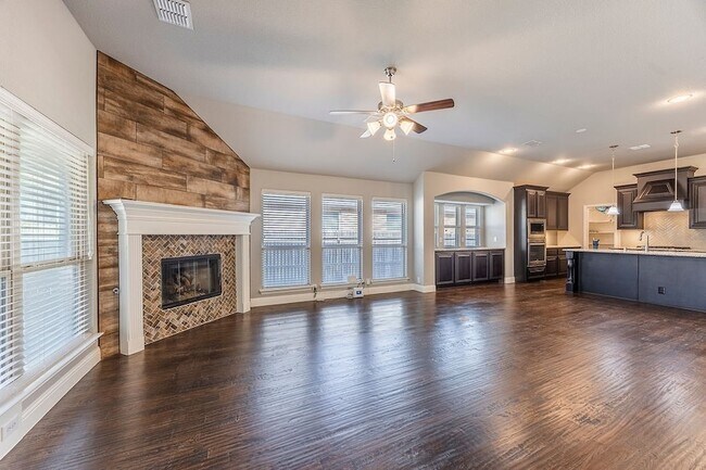 Building Photo - 1008 Snowbird Dr