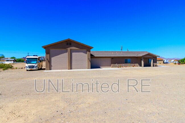 Primary Photo - 7756 Sierra Vista Dr