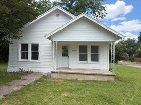 Building Photo - 2101 Sanger Ave