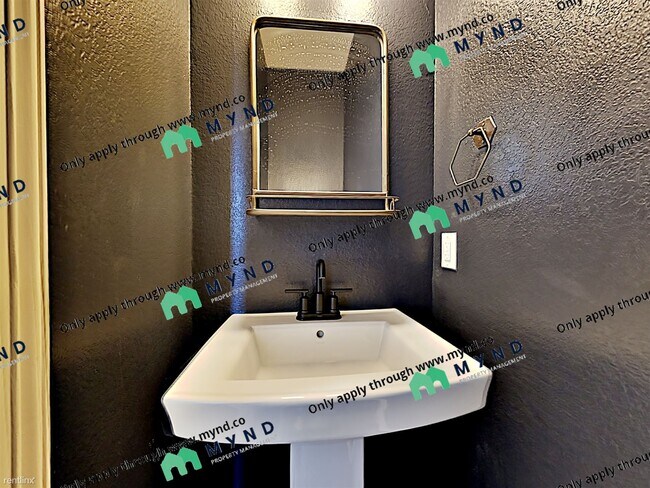 Building Photo - 4 br, 3.5 bath House - 2849 Kings Retreat Cir