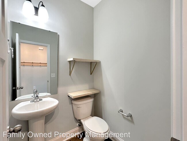 Building Photo - 3 br, 2.5 bath House - 206 Wathen Drive