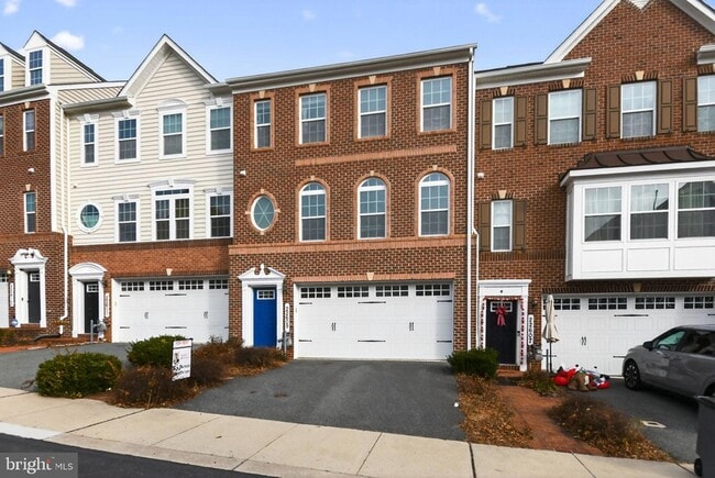 Building Photo - 22609 Winding Woods Way