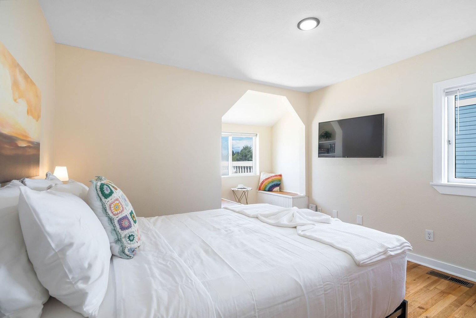 Building Photo - 4045 45th Ave SW