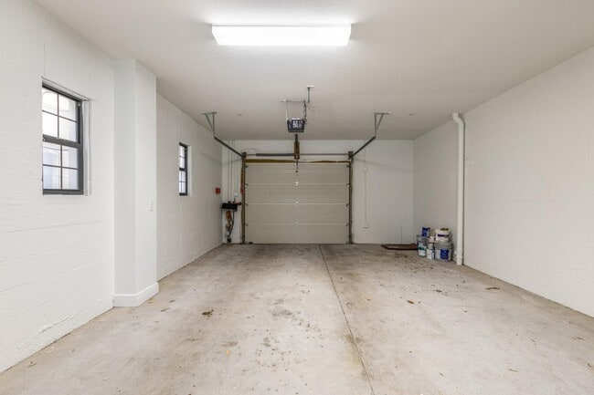 Building Photo - 2228 Soho Bay Ct