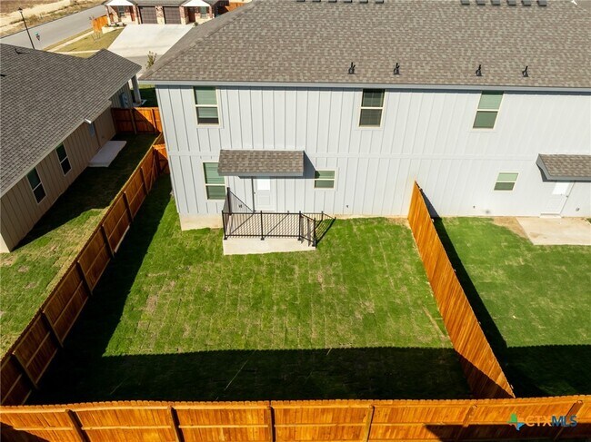 Building Photo - 106 Levi Court
