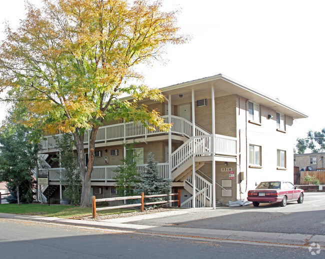 Building Photo - Lindi Ann & Holly Gena Apartments