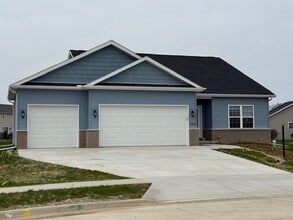 Building Photo - New Construction 3-bedroom, 2-bathroom hou...