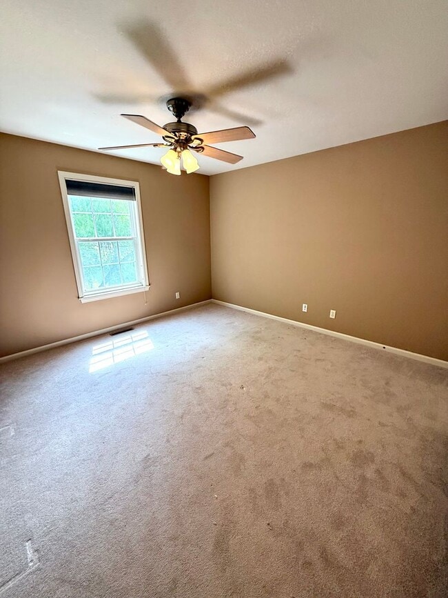 Building Photo - Single Family Home off Chapel Hill