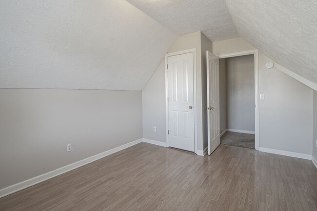 Building Photo - 1719 Claire Ct