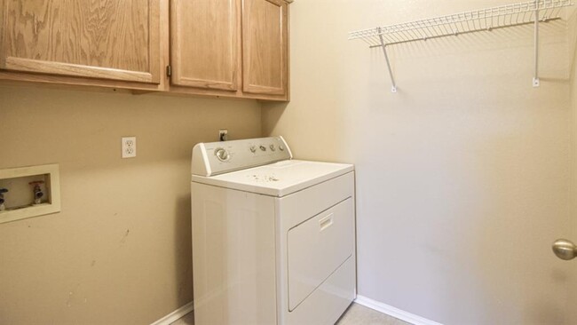 Building Photo - 1300 Crocus Cove