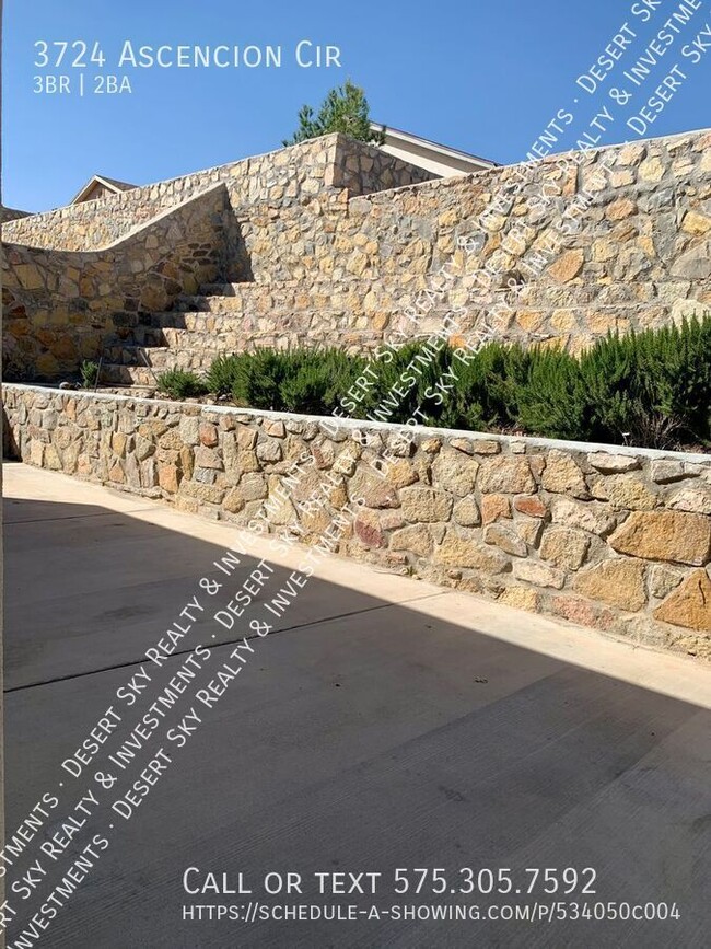 Building Photo - 3724 Ascencion Cir