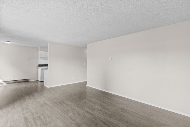 Building Photo - ONE MONTH FREE RENT! 2 bedroom 1 bath in S...
