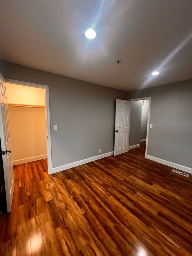 Building Photo - This Is What You’ve Been Searching For. 2 bedroom condo