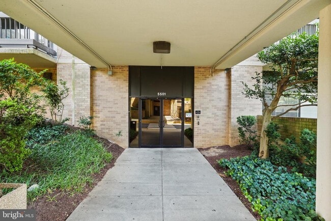 Building Photo - 5505 Seminary Rd