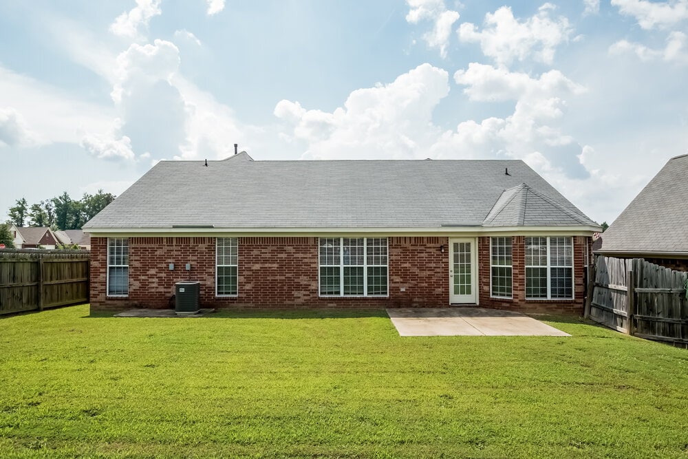 Building Photo - 8124 Loden Cove