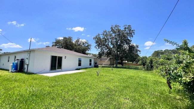 Building Photo - BEAUTIFUL 3BD/2BA Home in Palm Bay!!