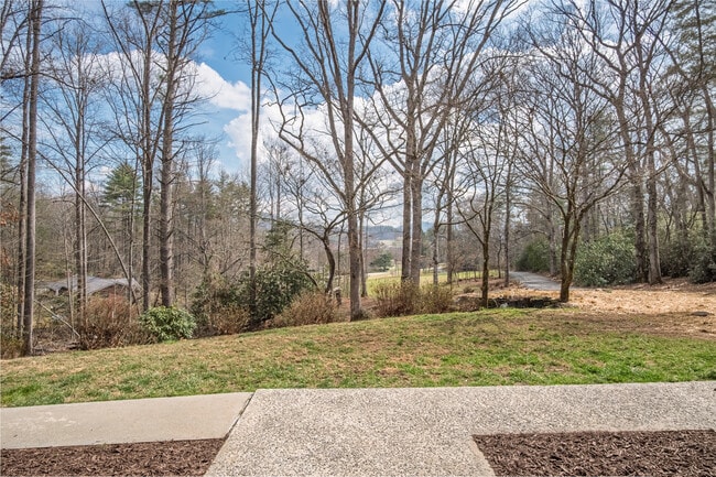 Building Photo - 780 Hart Rd