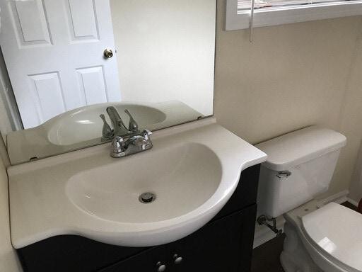 Building Photo - Pet Friendly 3 Bedroom, 2 Bath Home with Garage and Fenced In Back Yard!