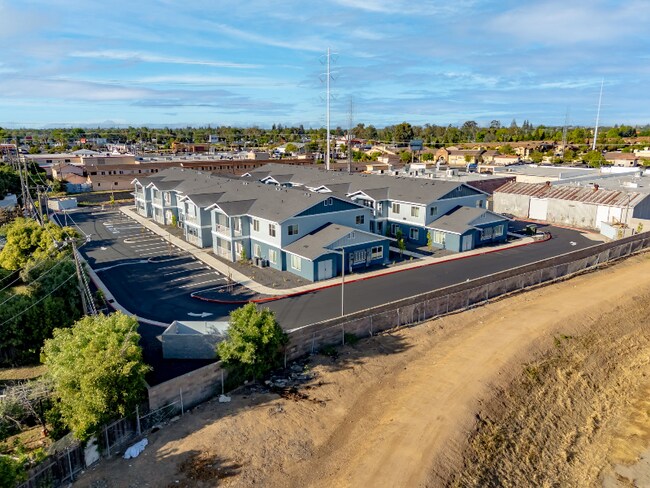 Building Photo - 6470 Stockton Blvd