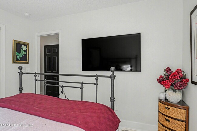 Building Photo - 87159 Chesapeake Ave