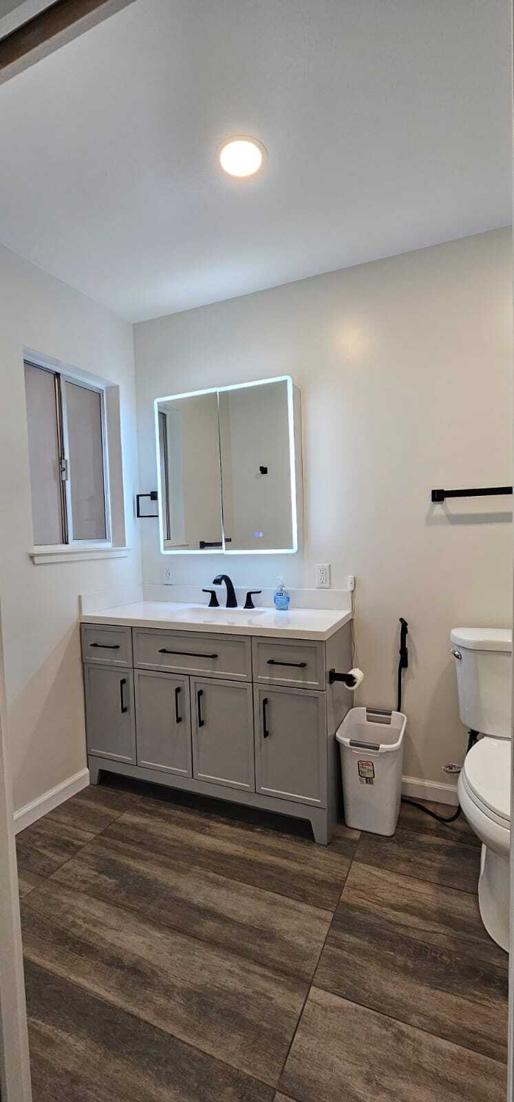 Building Photo - 451 Carneros Ave