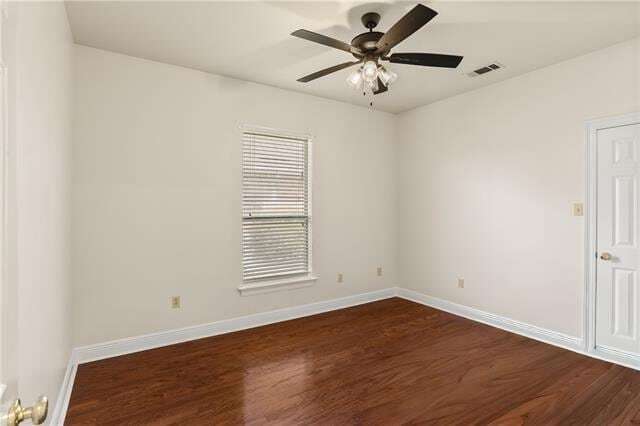 Building Photo - 421 E Honors Point Ct