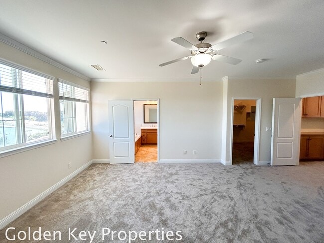 Building Photo - Beautiful Tri-Level Condo in The Bluffs at Carlsbad with Lagoon Views!!