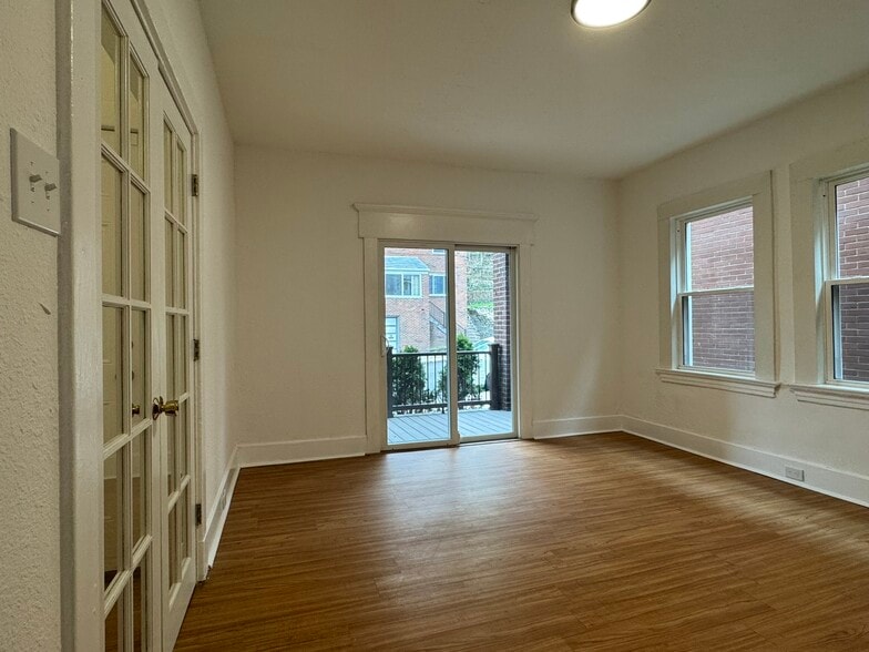 Building Photo - 21 Howard St