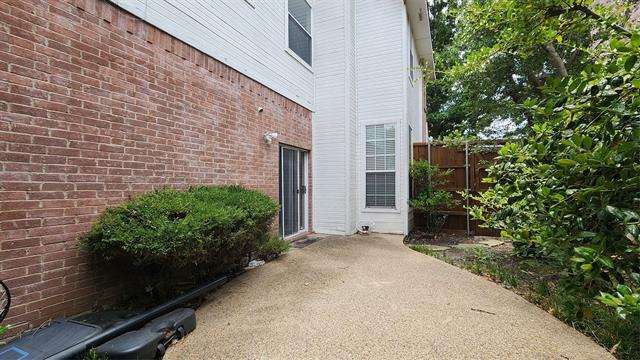 Building Photo - 4025 Denham Way